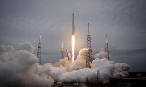 SpaceX的Starlink将每月订阅价格降低一半